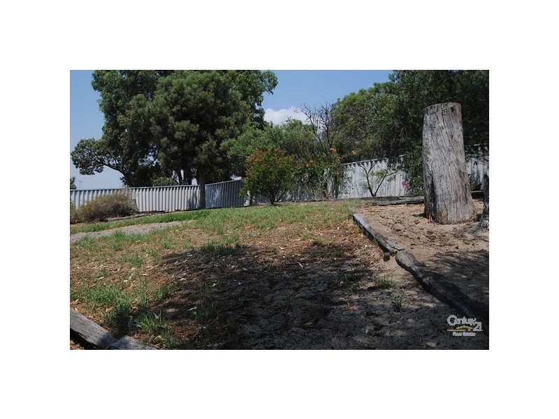 42 Wakefield Crescent, Australind WA 6233
