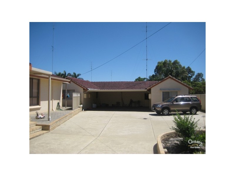 8 King Street, Harvey WA 6220