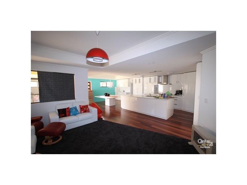 22 Diamond Street, Dalyellup WA 6230