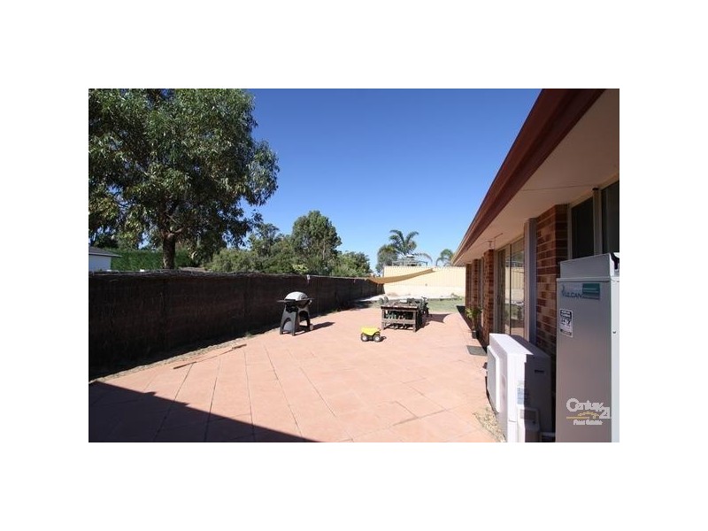 1 Coojong Road, Dalyellup WA 6230