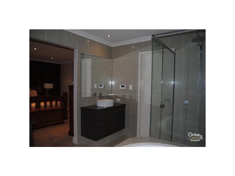 24 Thetis Link, Dalyellup WA 6230