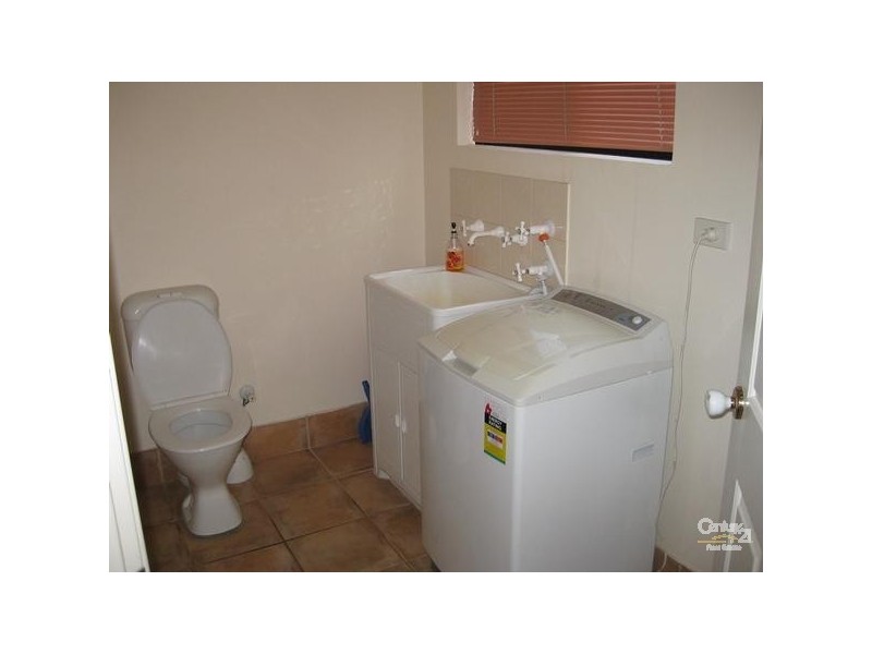 4/5 Wittenoom, Bunbury WA 6230