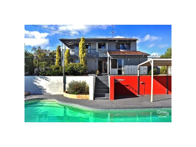 4 Portland Drive, Binningup WA 6233