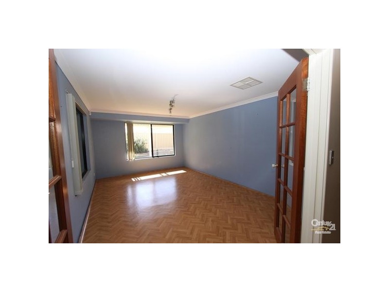 31 Falabella Crescent, Eaton WA 6232