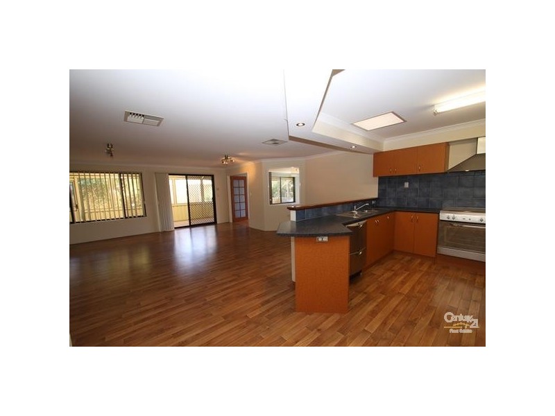 31 Falabella Crescent, Eaton WA 6232