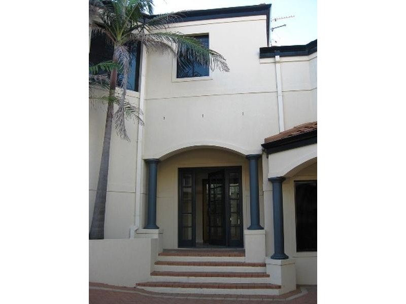 2/14 Sinclair Close, Bunbury WA 6230