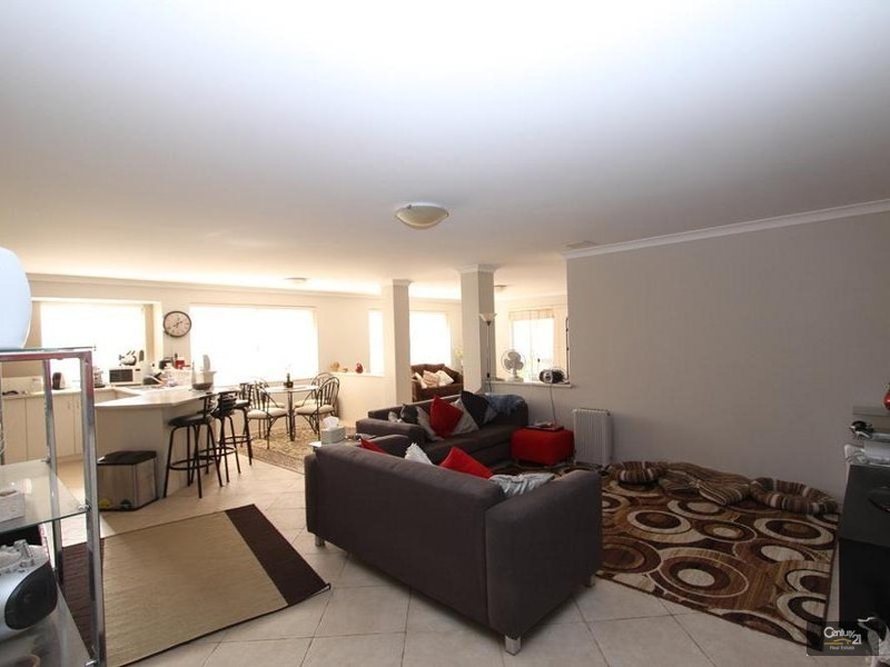 5 Garnett Way, Dalyellup WA 6230