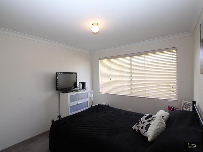 5 Garnett Way, Dalyellup WA 6230