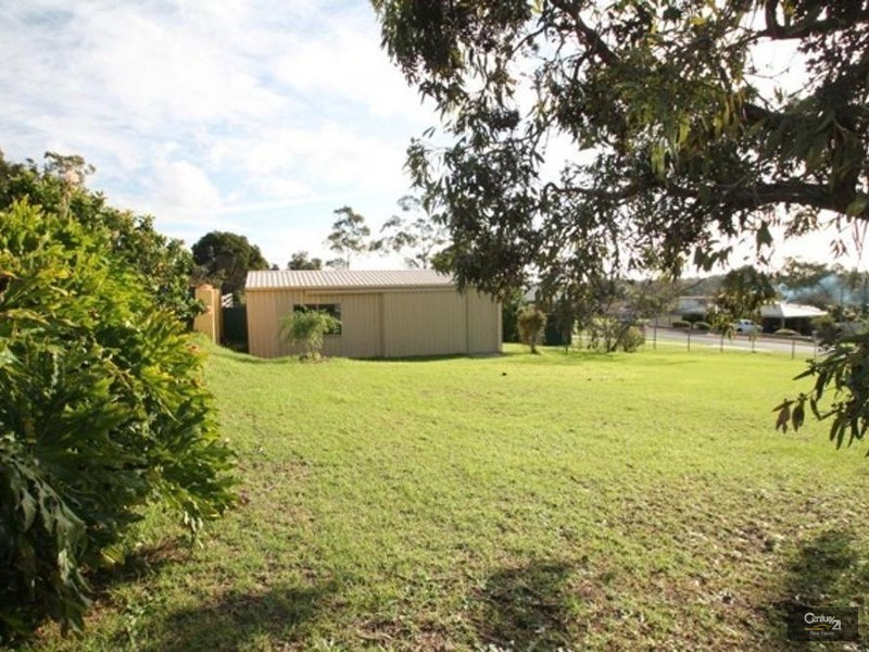 2 Greenfields Road, Harvey WA 6220