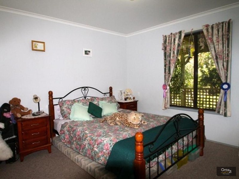 137 Hackett Street, Cookernup WA 6220