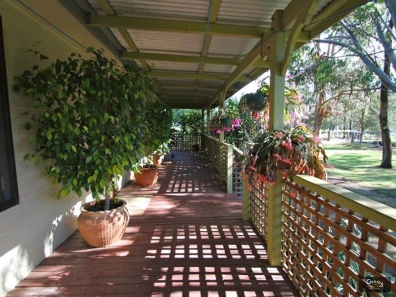 137 Hackett Street, Cookernup WA 6220