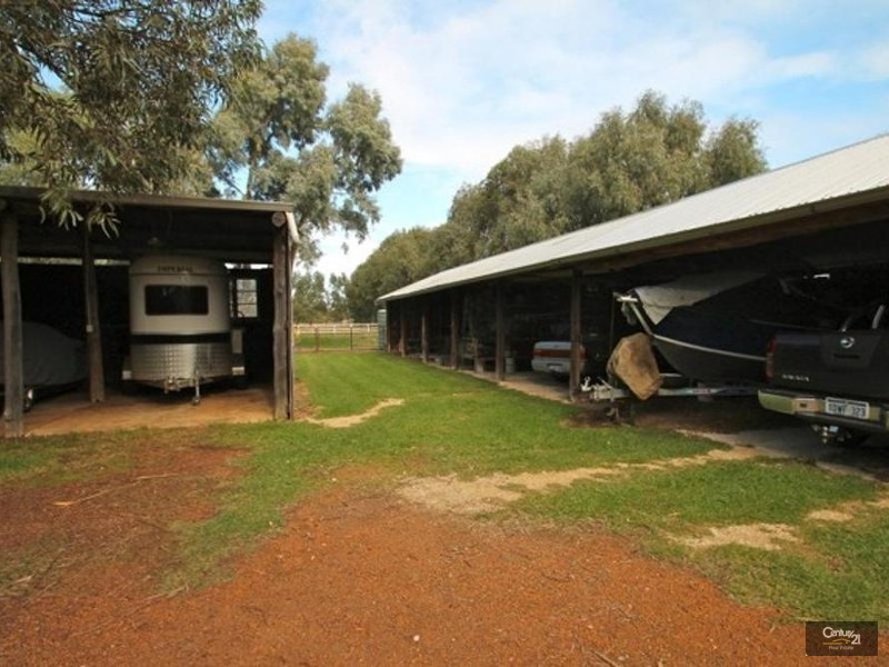 137 Hackett Street, Cookernup WA 6220