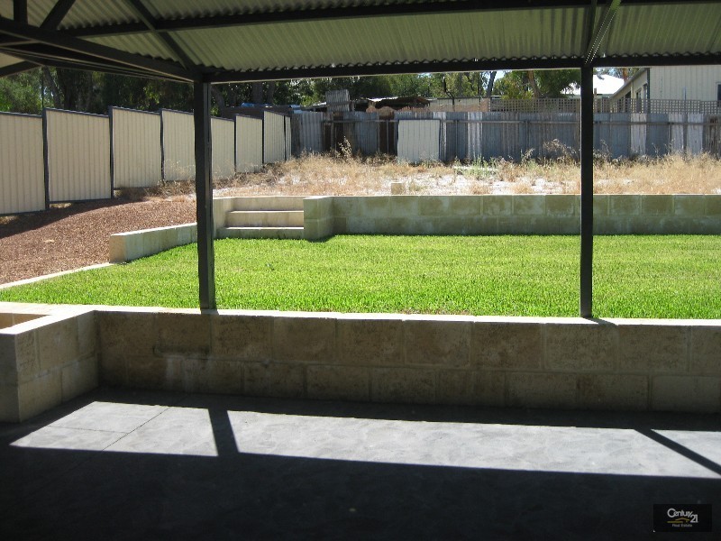14 Irwin Street, Collie WA 6225