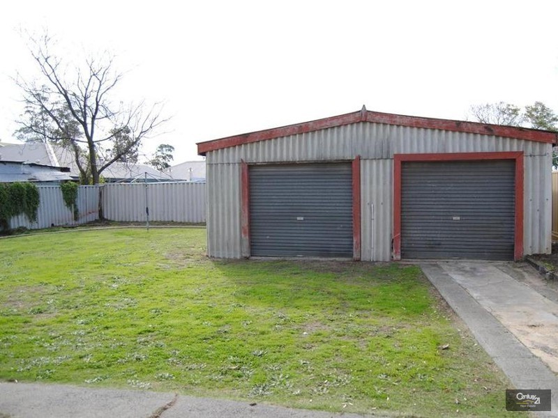 18 Boyalla Street, Carey Park WA 6230