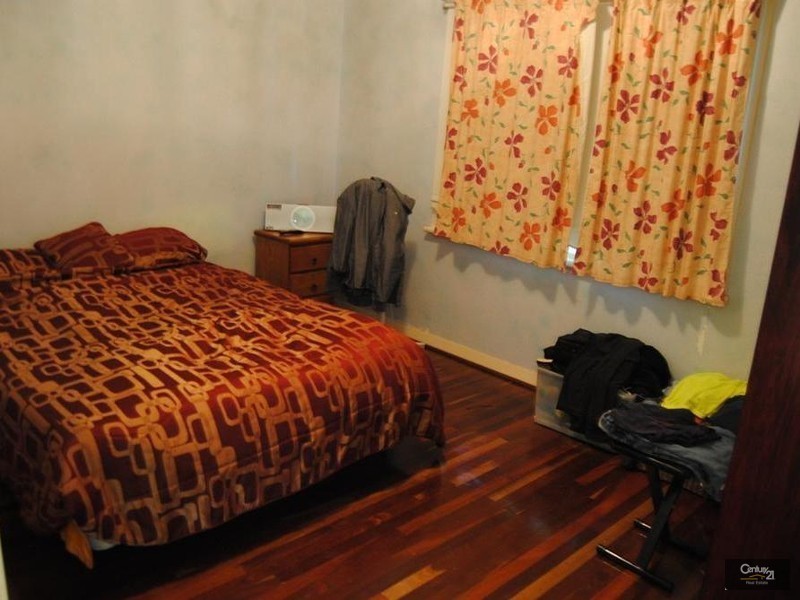 18 Boyalla Street, Carey Park WA 6230