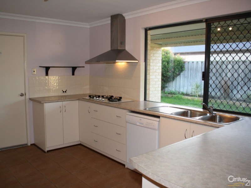 10 Sherwood Road, Australind WA 6233