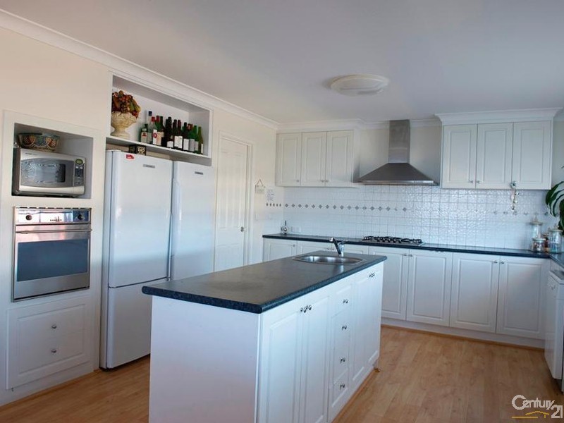 319 Norton Promenade, Dalyellup WA 6230