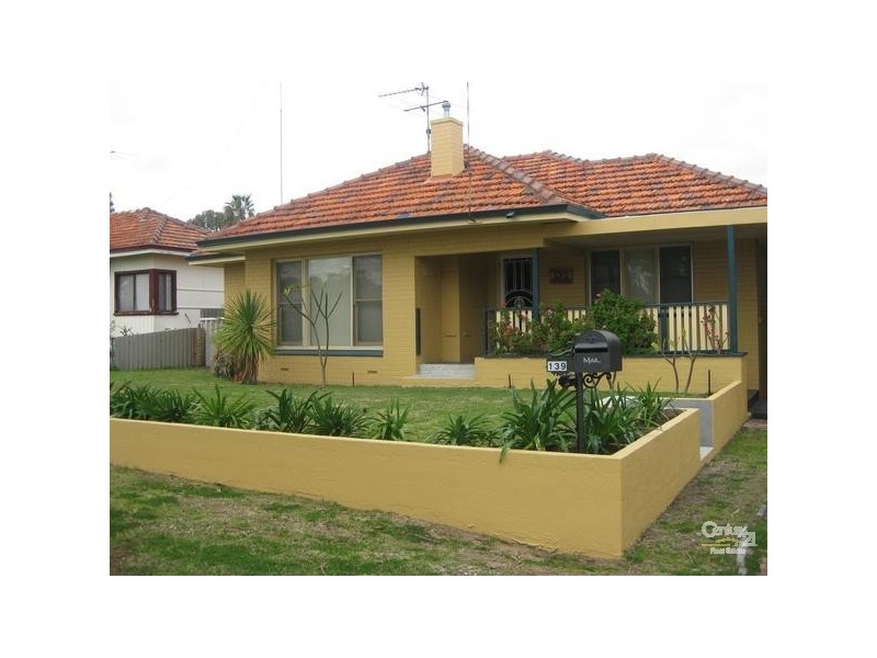 139 Mangles, Bunbury WA 6230