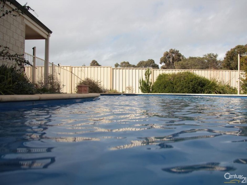 36 Wass Drive, Glen Iris WA 6230