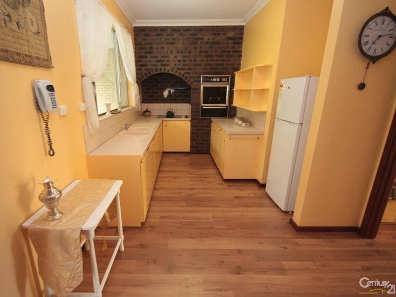 9 Waratah Crescent, South Bunbury WA 6230