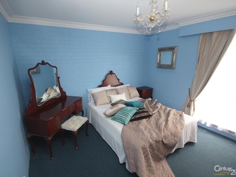 9 Waratah Crescent, South Bunbury WA 6230