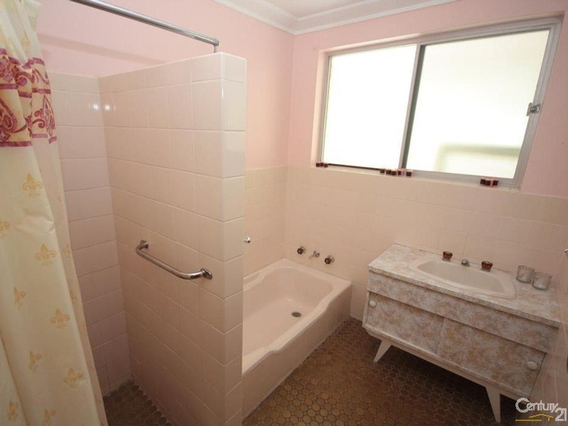 9 Waratah Crescent, South Bunbury WA 6230