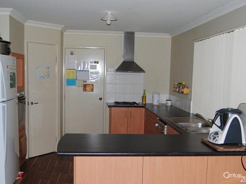 4 Buckland Way, Australind WA 6233