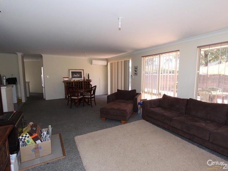 1 Coojong Road, Dalyellup WA 6230