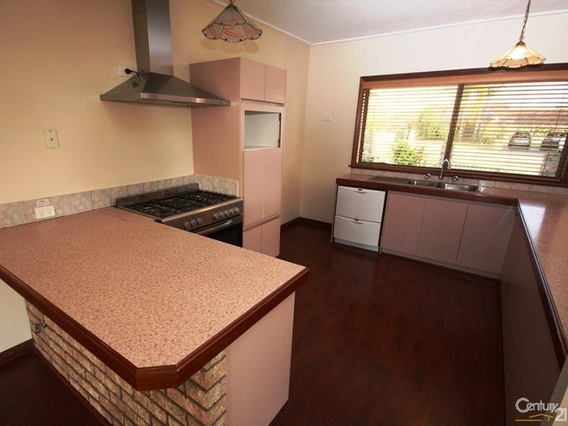 4 Traquair Place, Australind WA 6233