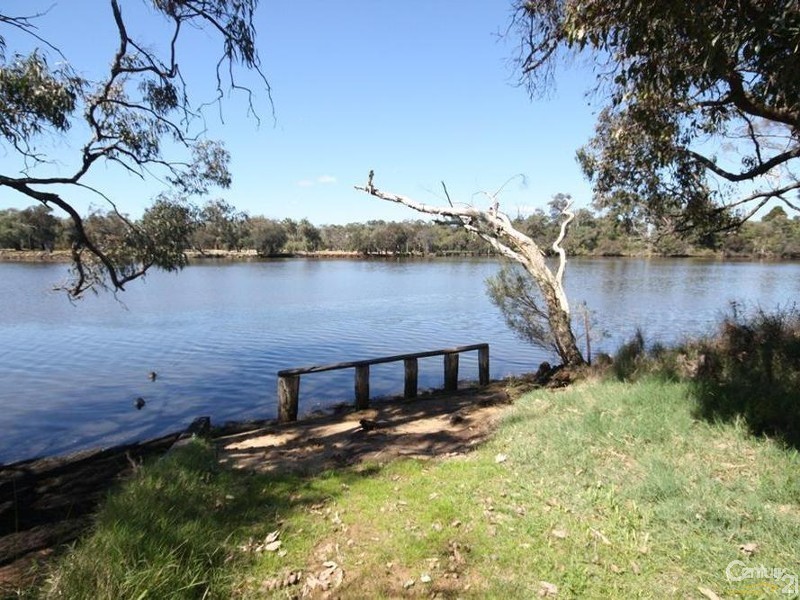 88 Lucy Victoria Avenue, Australind WA 6233