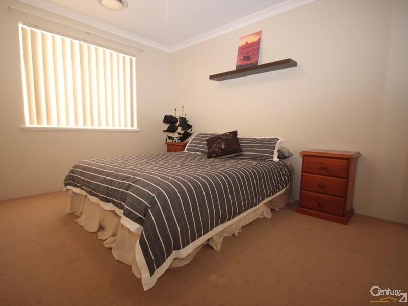 60 Chisholm Road, Dalyellup WA 6230