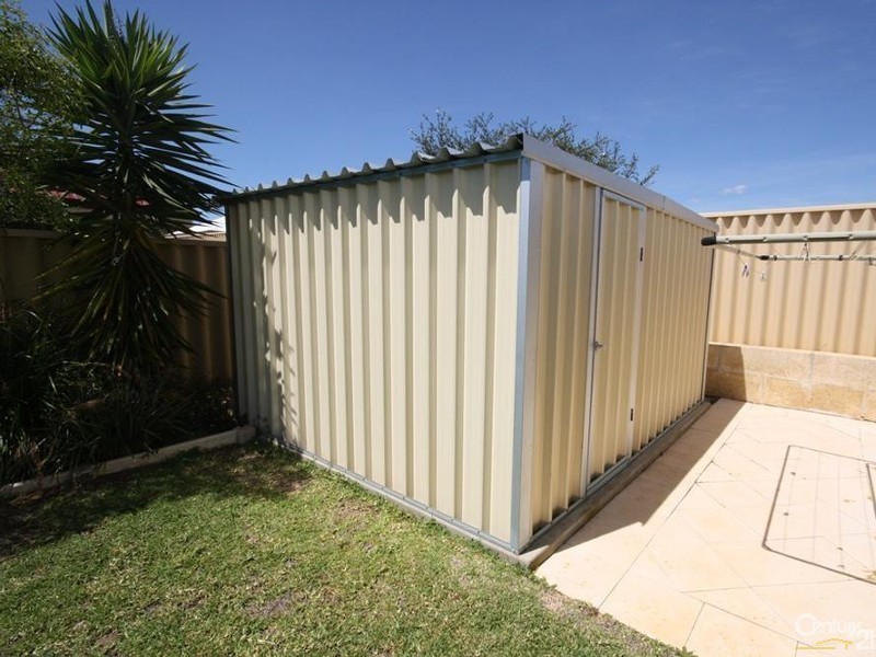 60 Chisholm Road, Dalyellup WA 6230