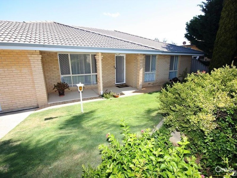 37 Naturaliste Ave, Usher WA 6230