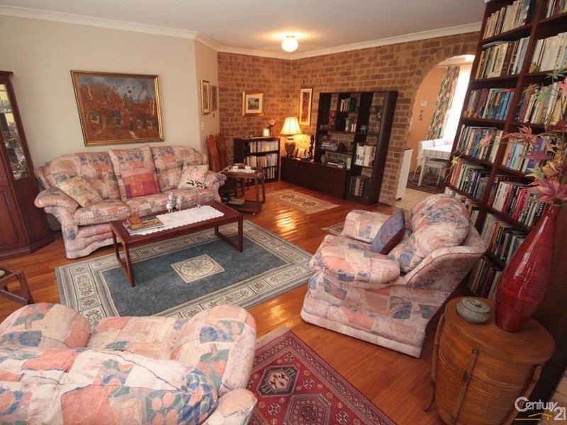 37 Naturaliste Ave, Usher WA 6230