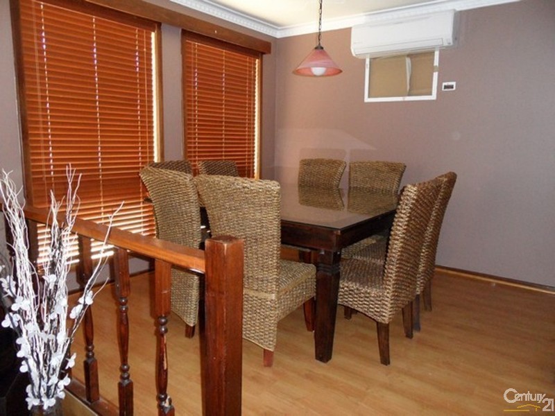 16 Wickham Way, Australind WA 6233
