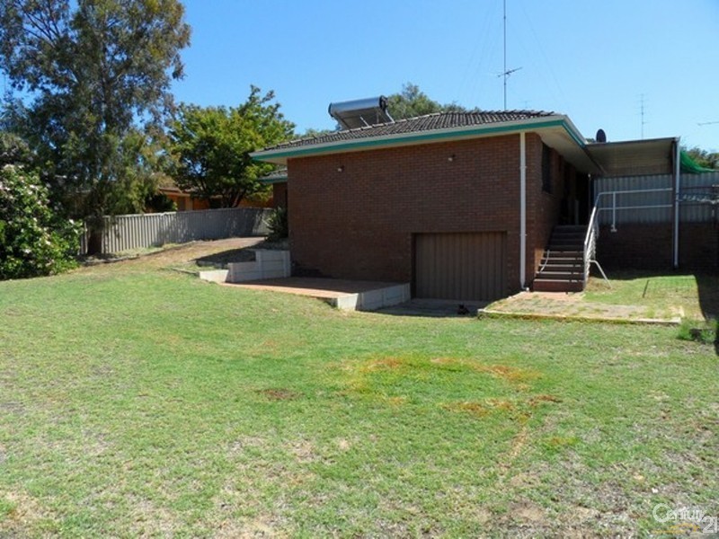 16 Wickham Way, Australind WA 6233