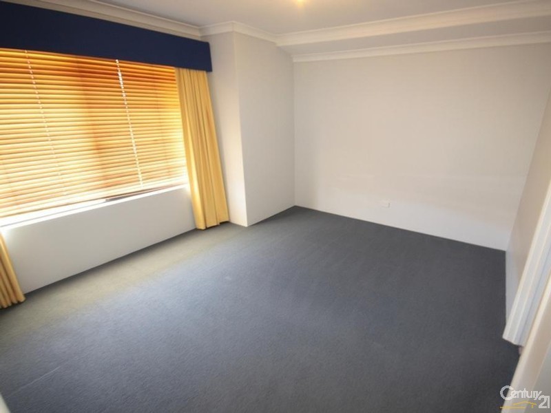275 Norton Promenade, Dalyellup WA 6230