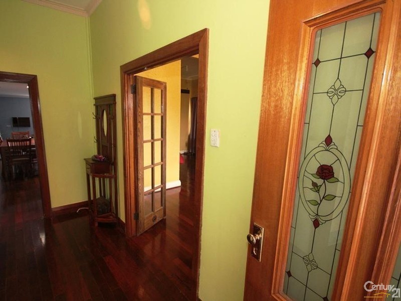 30 Beach Road, South Bunbury WA 6230