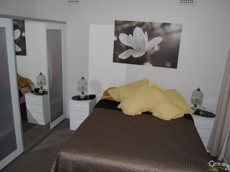 1/15 Lowe St, Carey Park WA 6230