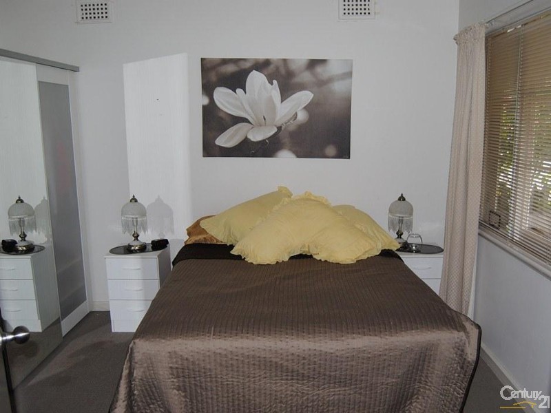 1/15 Lowe St, Carey Park WA 6230