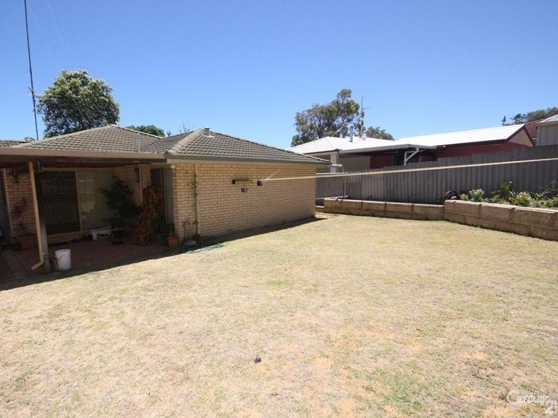 18 Birch Way, Australind WA 6233