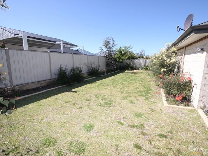 11 Malachite Drive, Australind WA 6233