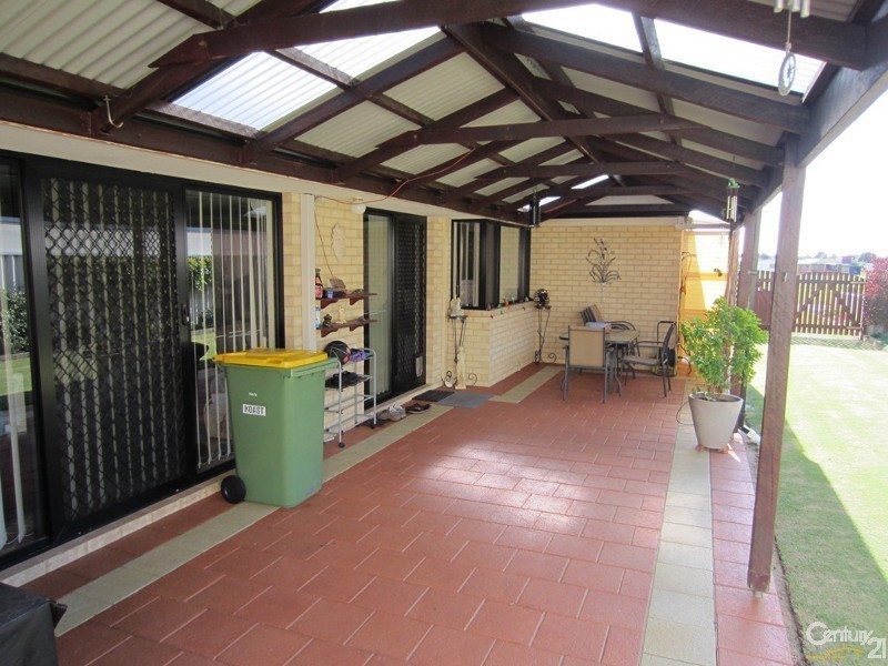 21 Recreation Drive, Eaton WA 6232