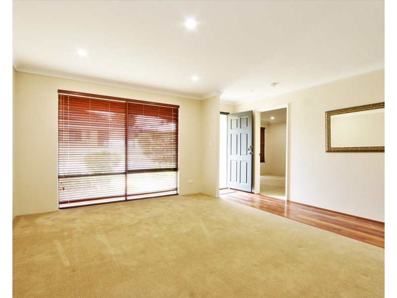 44 Sapphire Road, Dalyellup WA 6230