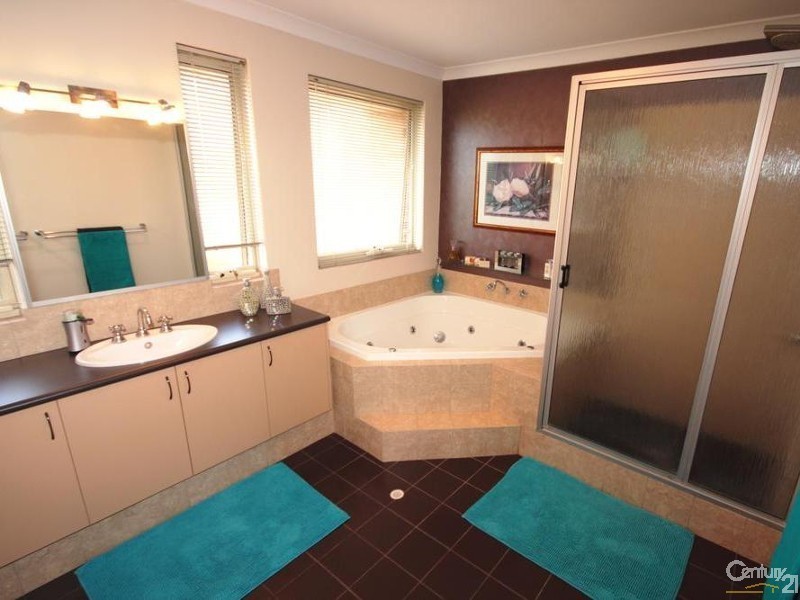 11 Fairhill Road, Australind WA 6233