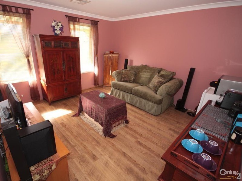 11 Fairhill Road, Australind WA 6233