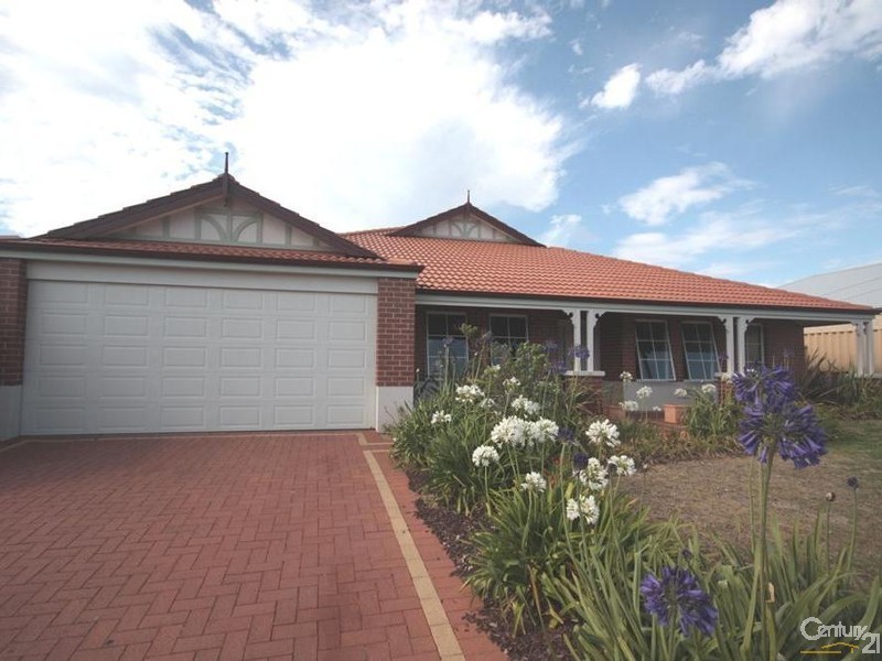 4 Driver Road, Dalyellup WA 6230