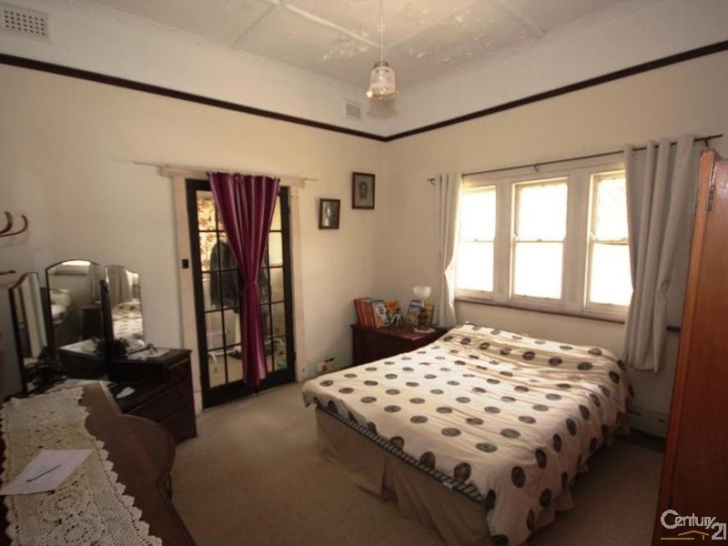 11 Carey Street, Bunbury WA 6230