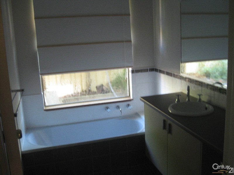 137 Pratt Road, Eaton WA 6232