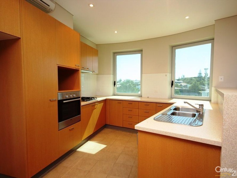 22/11 Casuarina Drive, Bunbury WA 6230